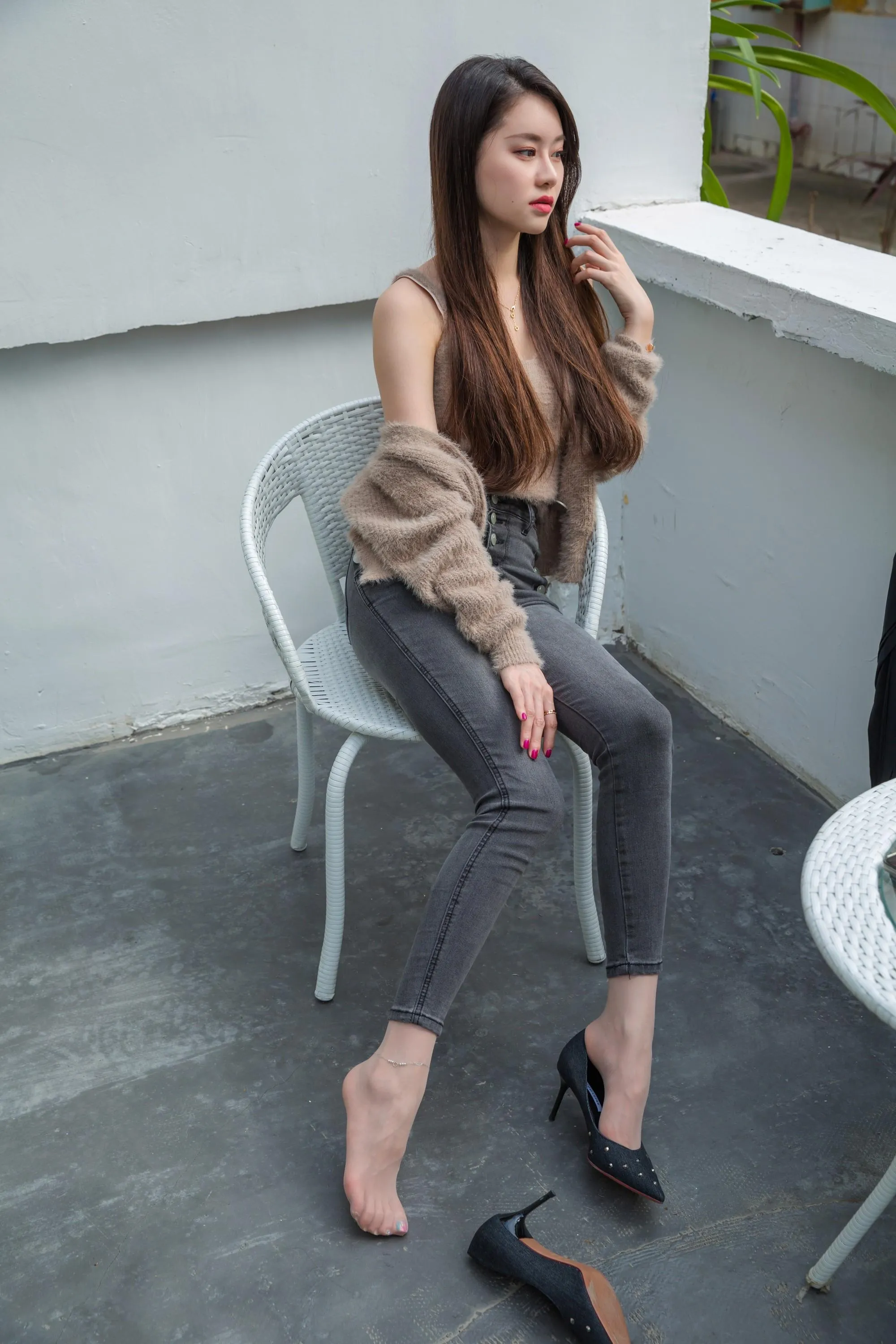 Sia不吃鱼 – NO.013 蜜大腿白哲jiojio [128P]插图4